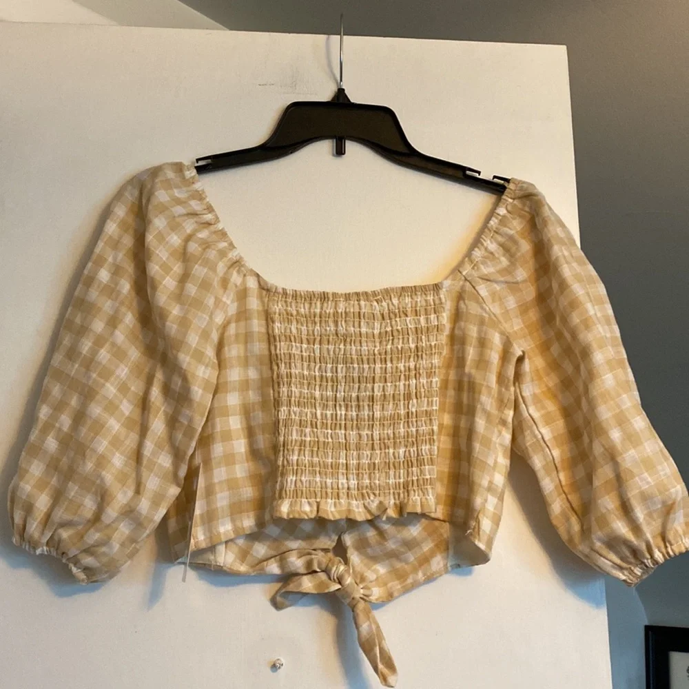 Yellow Spring Top - Picture 2 of 7
